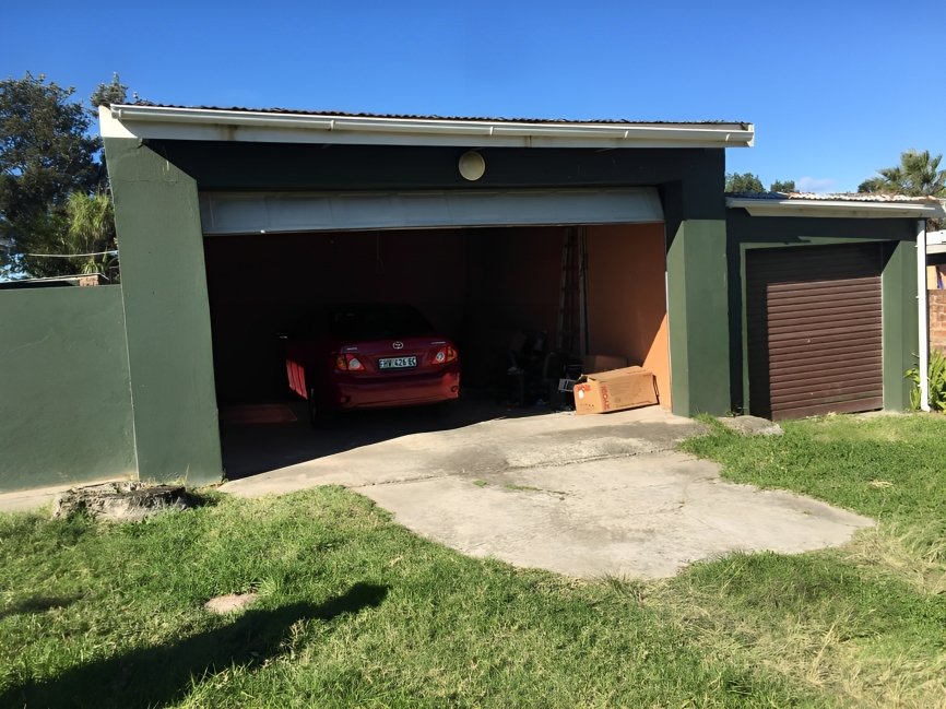 5 Bedroom Property for Sale in Amalinda Eastern Cape